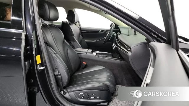 Genesis G80 (RG3) 2022 Черный из Кореи, фото 2