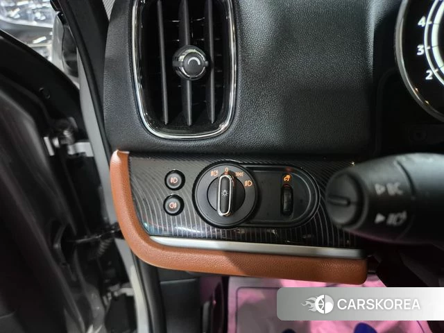 Mini Cooper S Countryman 2024 Серебряный двухцветный из Кореи, фото 2
