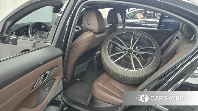 BMW 3 Series (G20) 2019 Черный из Кореи, фото 2