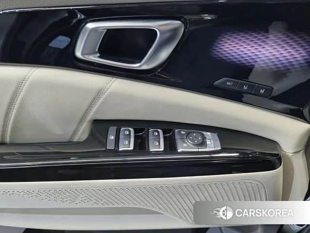 Kia Carnival 4th generation 2021 Черный из Кореи, фото 2