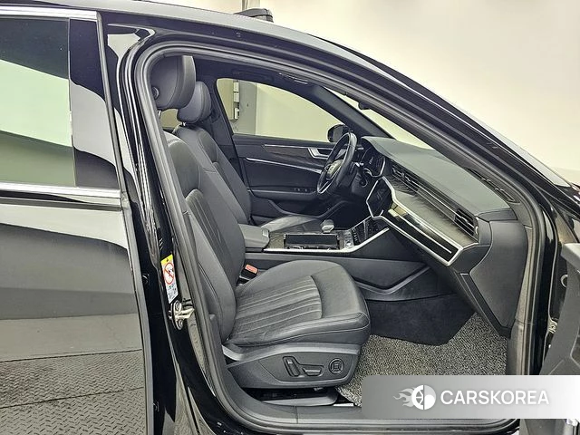 Audi A6 (C8) 2020 Черный из Кореи, фото 2