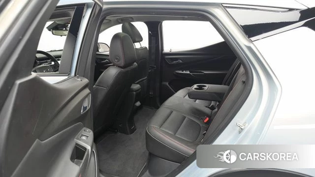 Chevrolet (GM Daewoo) Bolt EUV 2023 Серебристо-серый из Кореи, фото 2