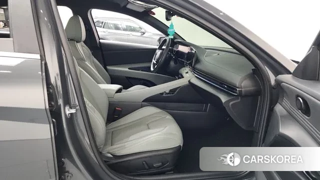 Hyundai The New Avante (CN7) 2023 Серый из Кореи, фото 2