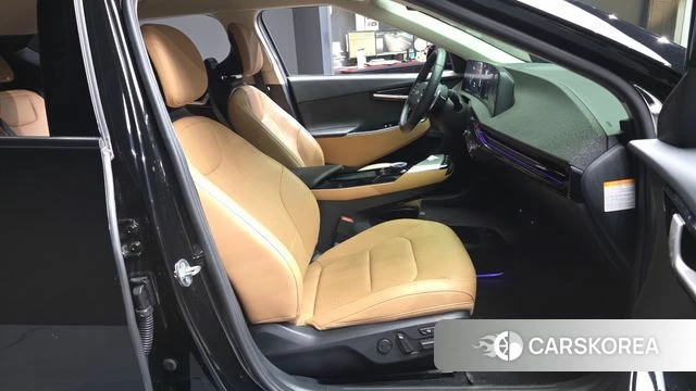 Kia EV6 2022 Черный из Кореи, фото 2