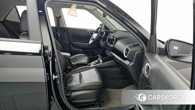 Hyundai Venue 2021 Черный из Кореи, фото 2