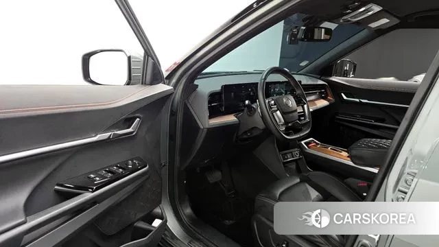 Ssangyong Torres EVX 2023 Зеленый из Кореи, фото 2