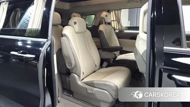 Kia Carnival 4th generation 2021 Черный из Кореи, фото 2