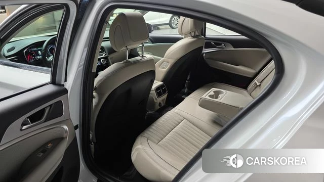 Genesis G70 2019 Белый из Кореи, фото 2