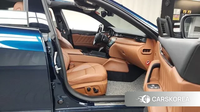 Maserati Quattroporte 2020 Синий из Кореи, фото 2