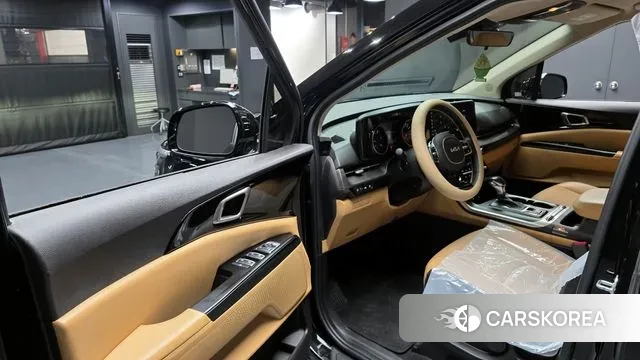 Kia Carnival 4th generation 2022 Черный из Кореи, фото 2