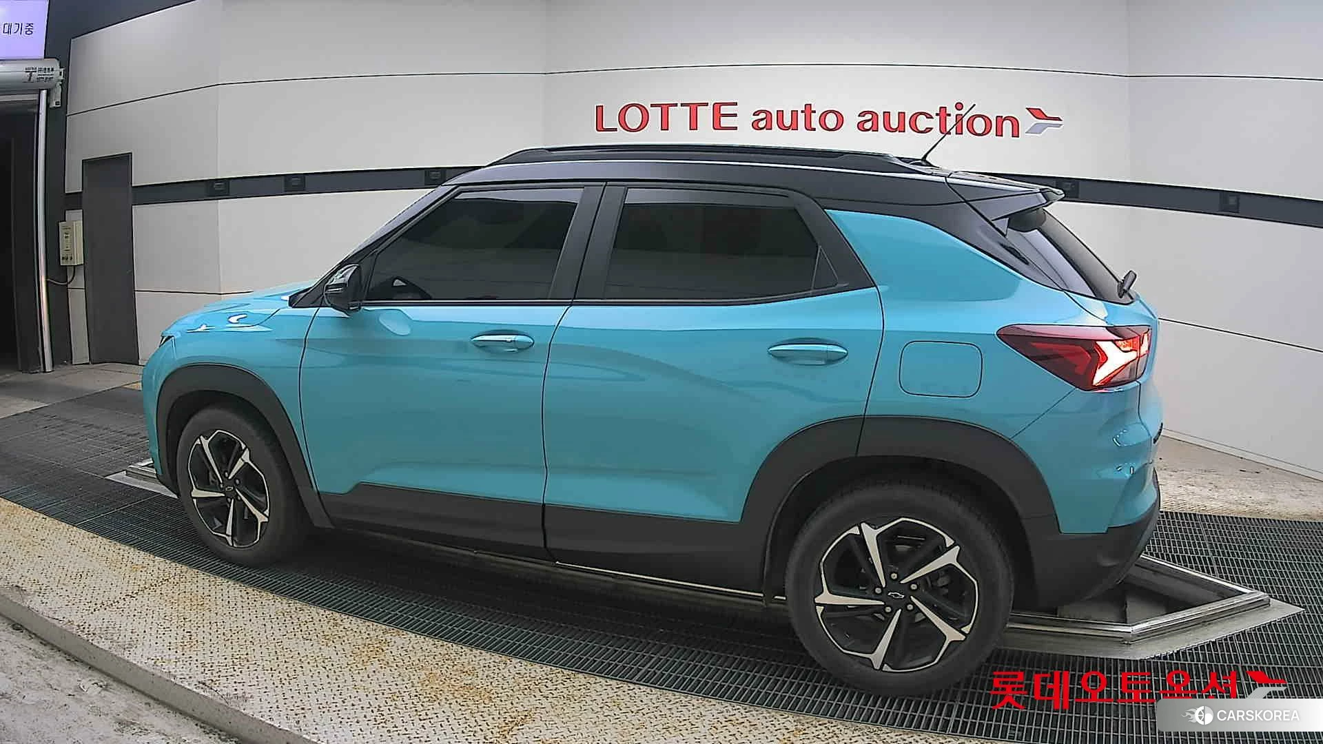 Korea G M TrailBlazer 1.35 Turbo FWD 2021 Ibiza Blue из Кореи, фото 2
