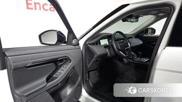 Land Rover Range Rover Evoque 2nd Generation 2021 Белый из Кореи, фото 2