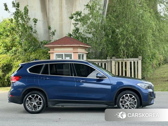 BMW X1 2023 Синий из Китая, фото 2