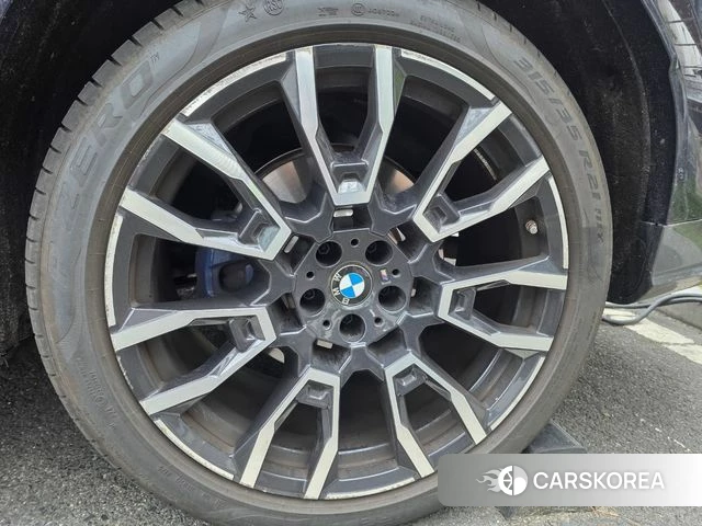 BMW X6 (G06) 2025 Черный из Кореи, фото 2