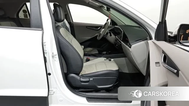 Kia Di All New Niro EV 2022 Белый из Кореи, фото 2