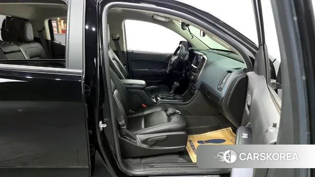 Chevrolet (GM Daewoo) Real New Colorado 2021 Черный из Кореи, фото 2