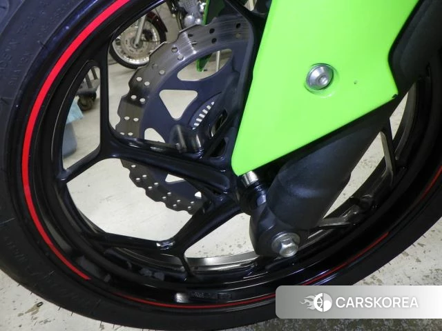 Проданный Kawasaki NINJA 250 ABS 2014 из Японии, фото 2