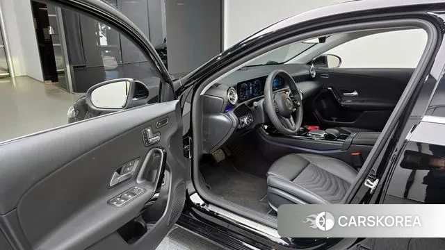 Mercedes-Benz A-Class W177 2020 Черный из Кореи, фото 2