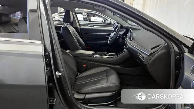 Hyundai Sonata (DN8) 2022 Серый из Кореи, фото 2