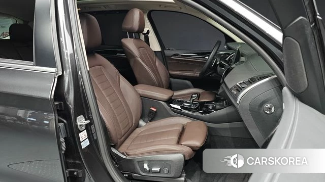 BMW X3 (G01) 2022 Серый из Кореи, фото 2