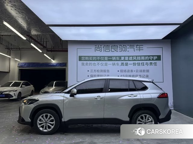 Toyota Fenglanda 2023 Серебристо-серый из Китая, фото 2