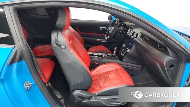 Ford Mustang 2022 Синий из Кореи, фото 2