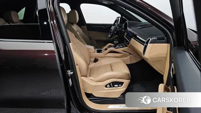 Porsche Cayenne (PO536) 2019 Коричневый из Кореи, фото 2