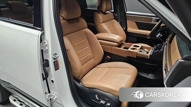Hyundai Santa Fe (MX5) 2024 Белый из Кореи, фото 2