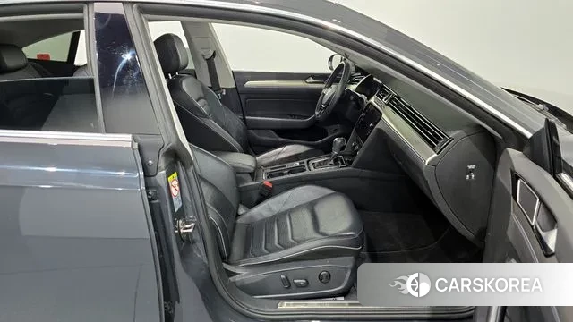 Volkswagen Arteon 2019 Серый из Кореи, фото 2