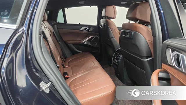 BMW X6 (G06) 2021 Черный из Кореи, фото 2