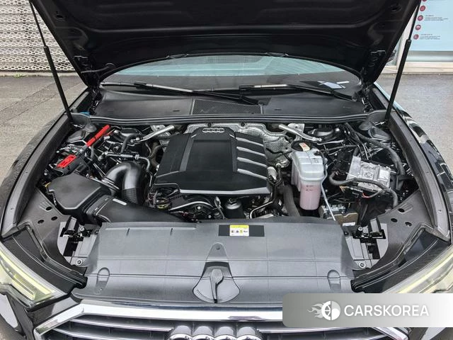 Audi A6L 2021 Черный из Китая, фото 2