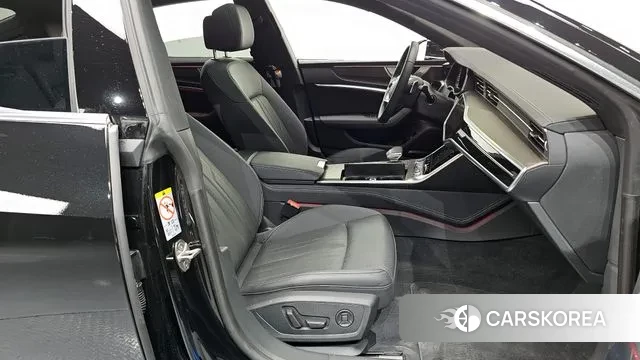 Audi A7 (4K) 2023 Черный из Кореи, фото 2