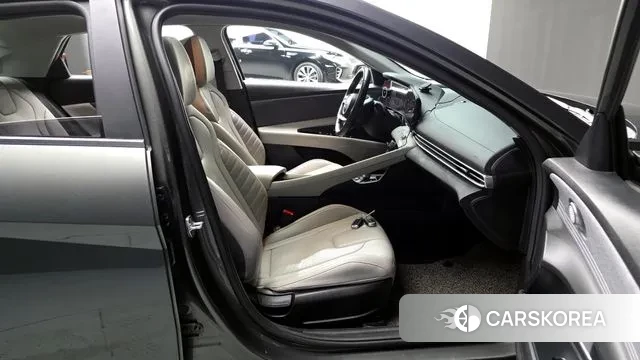 Hyundai Avante Hybrid (CN7) 2021 Серый из Кореи, фото 2