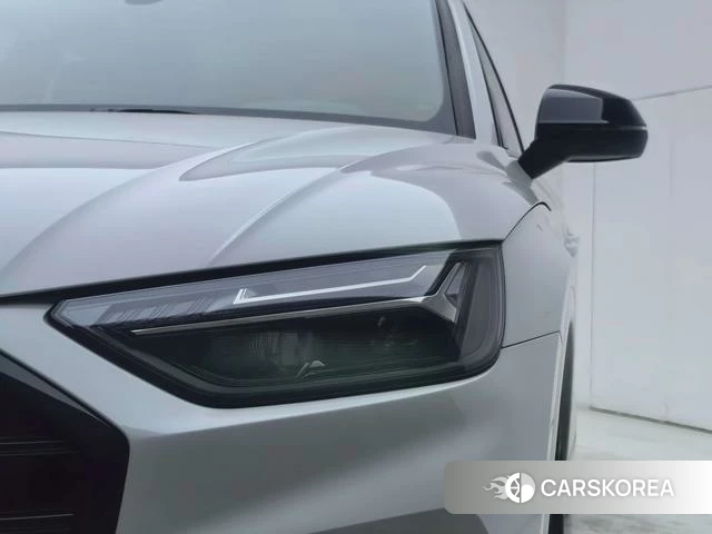 Audi Q5L 2024 Белый из Китая, фото 2