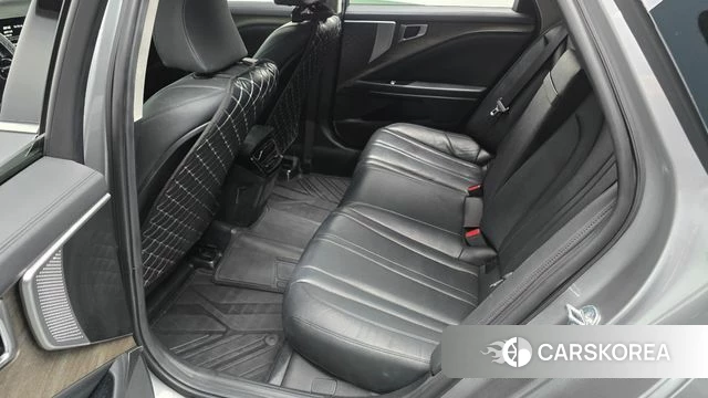 Kia K8 2023 Серебряный из Кореи, фото 2