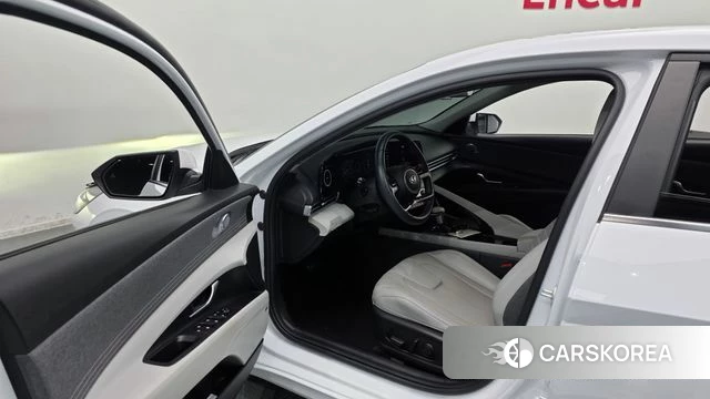 Hyundai Avante (CN7) 2021 Белый из Кореи, фото 2