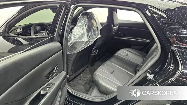 Hyundai Avante (CN7) 2023 Черный из Кореи, фото 2