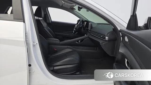 Hyundai Avante (CN7) 2021 Белый из Кореи, фото 2