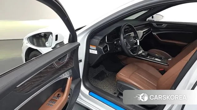 Audi A6 (C8) 2022 Белый из Кореи, фото 2