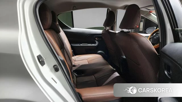 Toyota Prius C 2018 Белый из Кореи, фото 2