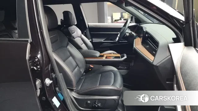 Ssangyong Torres EVX 2024 Черный из Кореи, фото 2