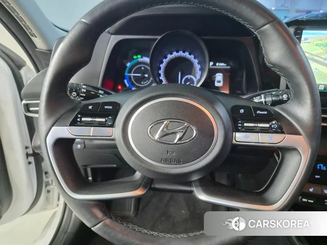 Hyundai Avante Hybrid (CN7) 2023 Белый из Кореи, фото 2