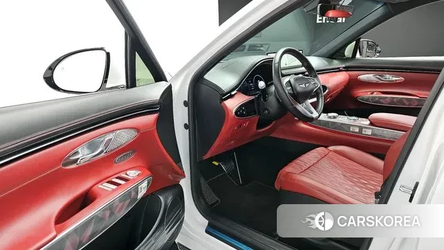 Genesis GV70 2024 Белый из Кореи, фото 2