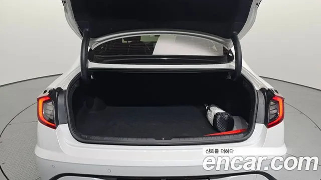 Hyundai Sonata (DN8) 2022 Белый из Кореи, фото 2