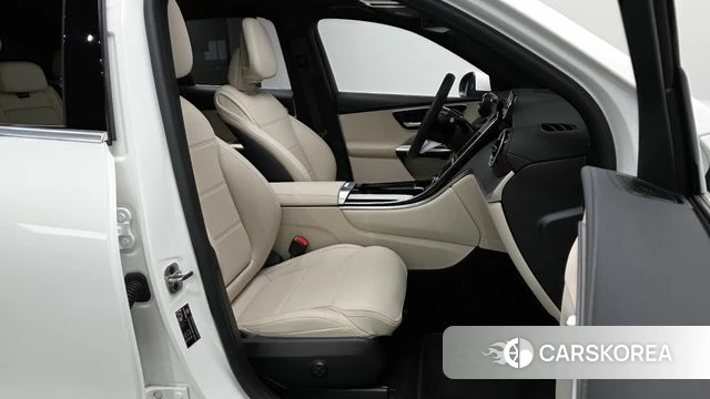 Mercedes-Benz GLC-Class X254 2024 Белый из Кореи, фото 2