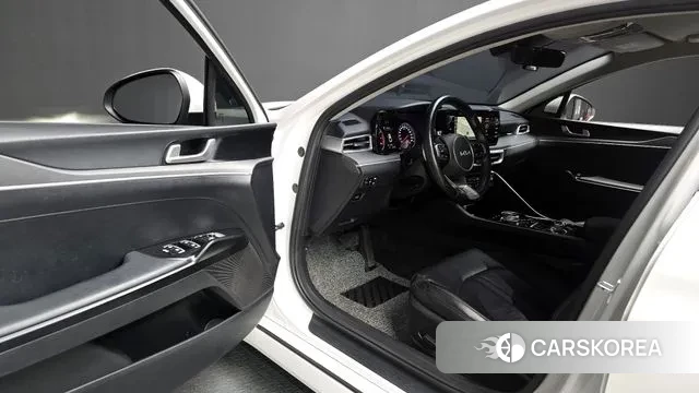 Kia K5 3rd generation 2022 Белый из Кореи, фото 2