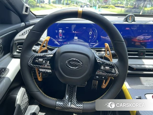 GAC Trumpchi Shadow Leopard 2023 Темно-серый из Китая, фото 2