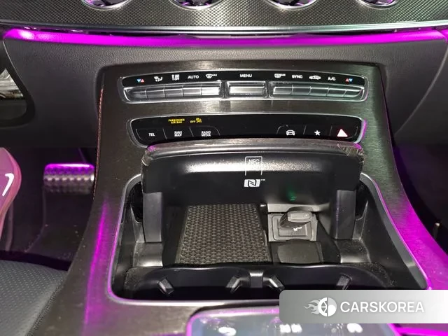 Mercedes-Benz E-Class W213 2023 Черный из Кореи, фото 2