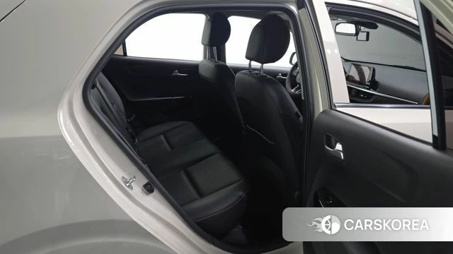 Kia Morning Urban (JA) 2022 Жемчужный цвет из Кореи, фото 2