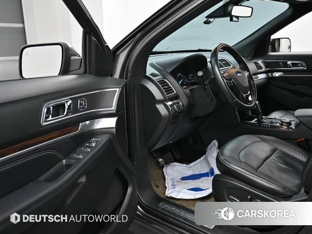 Ford Explorer 2018 Серый из Кореи, фото 2